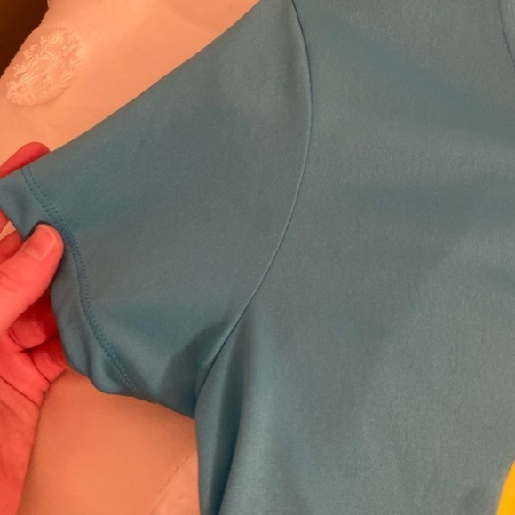 Reebok Drifit Tee - Picture 8 of 9